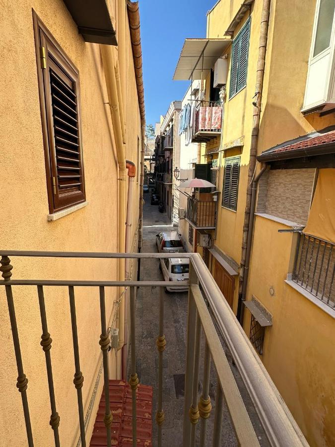 פלרמו Bacio Del Sole Apartment מראה חיצוני תמונה