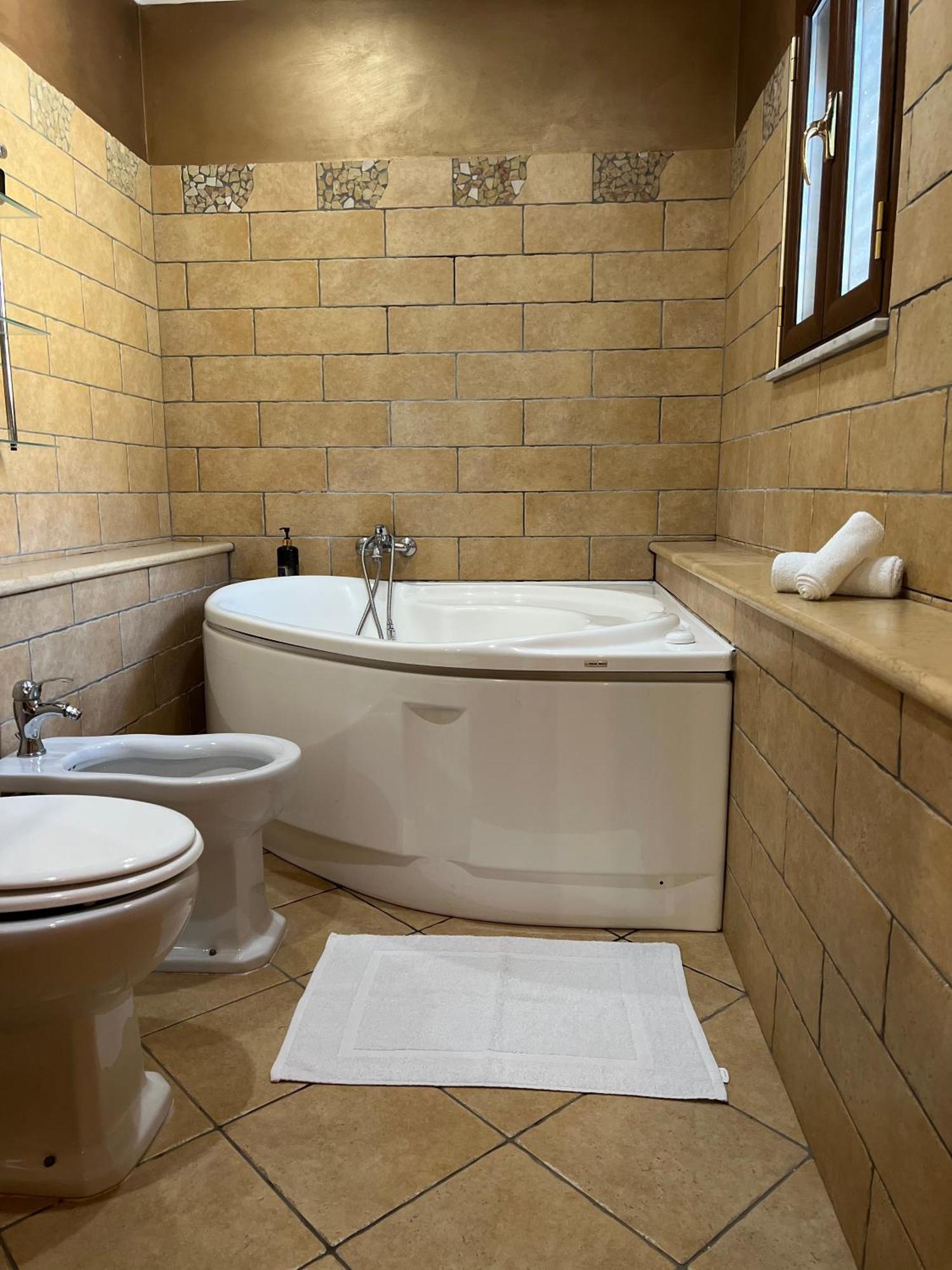 פלרמו Bacio Del Sole Apartment מראה חיצוני תמונה