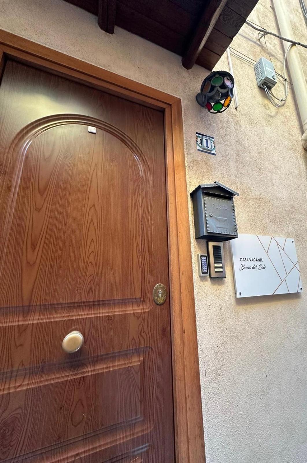 פלרמו Bacio Del Sole Apartment מראה חיצוני תמונה